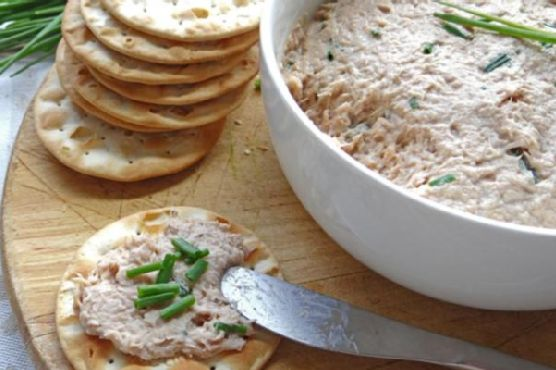 Tuna mousse dip