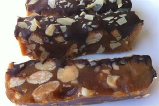 Brittle, Salted, Crunchy Almond Roca